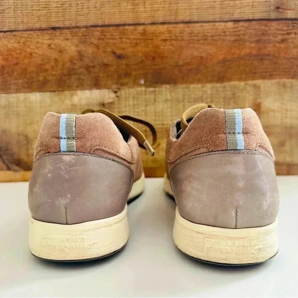 Vintage Salvatore Ferramgamo World Sneakers